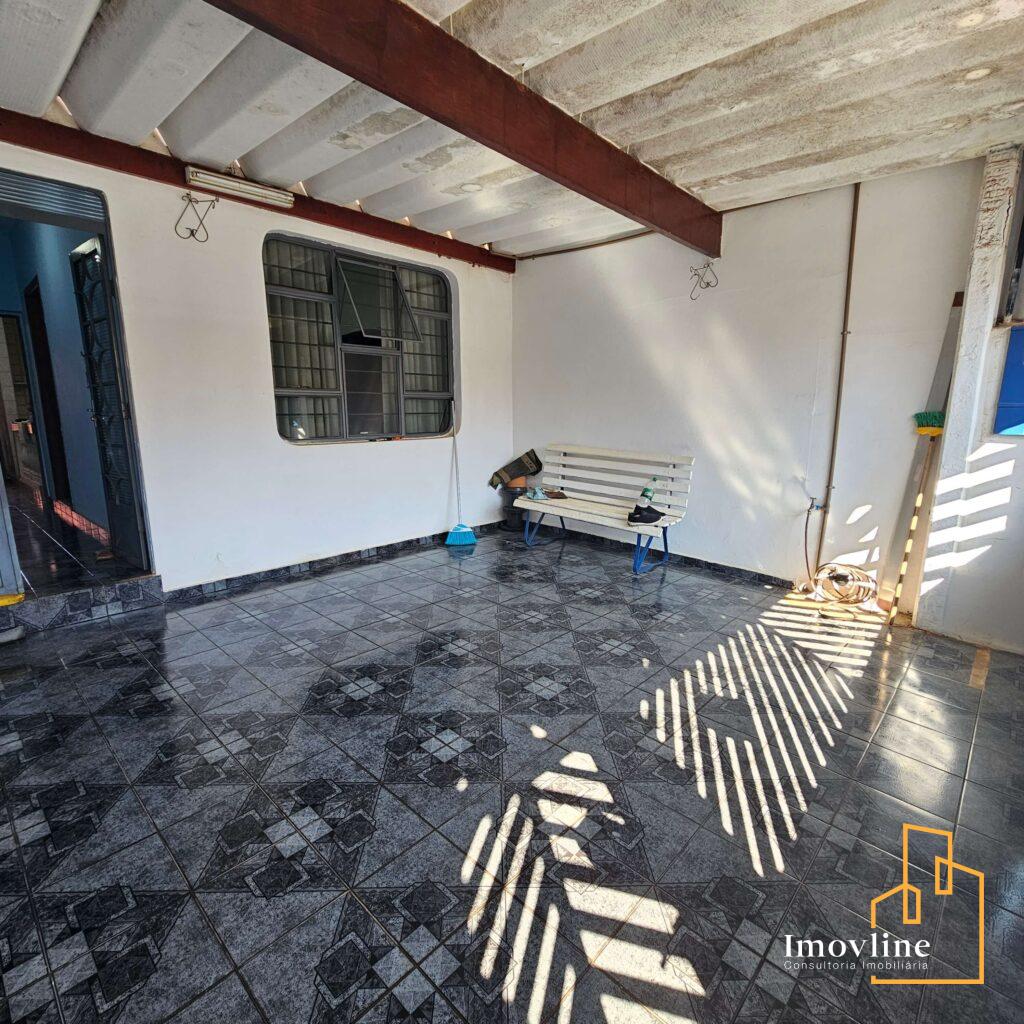 imagem garagem casa alto do santa cruz